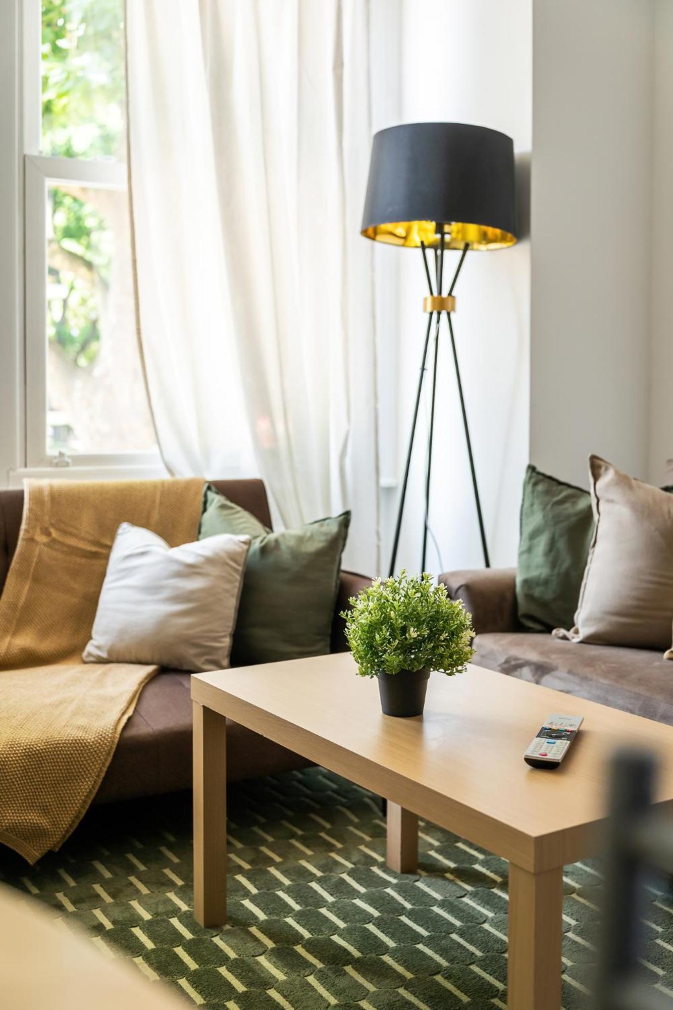 Gorgeous 2Bed Apartment In Fulham, Londres Exterior foto